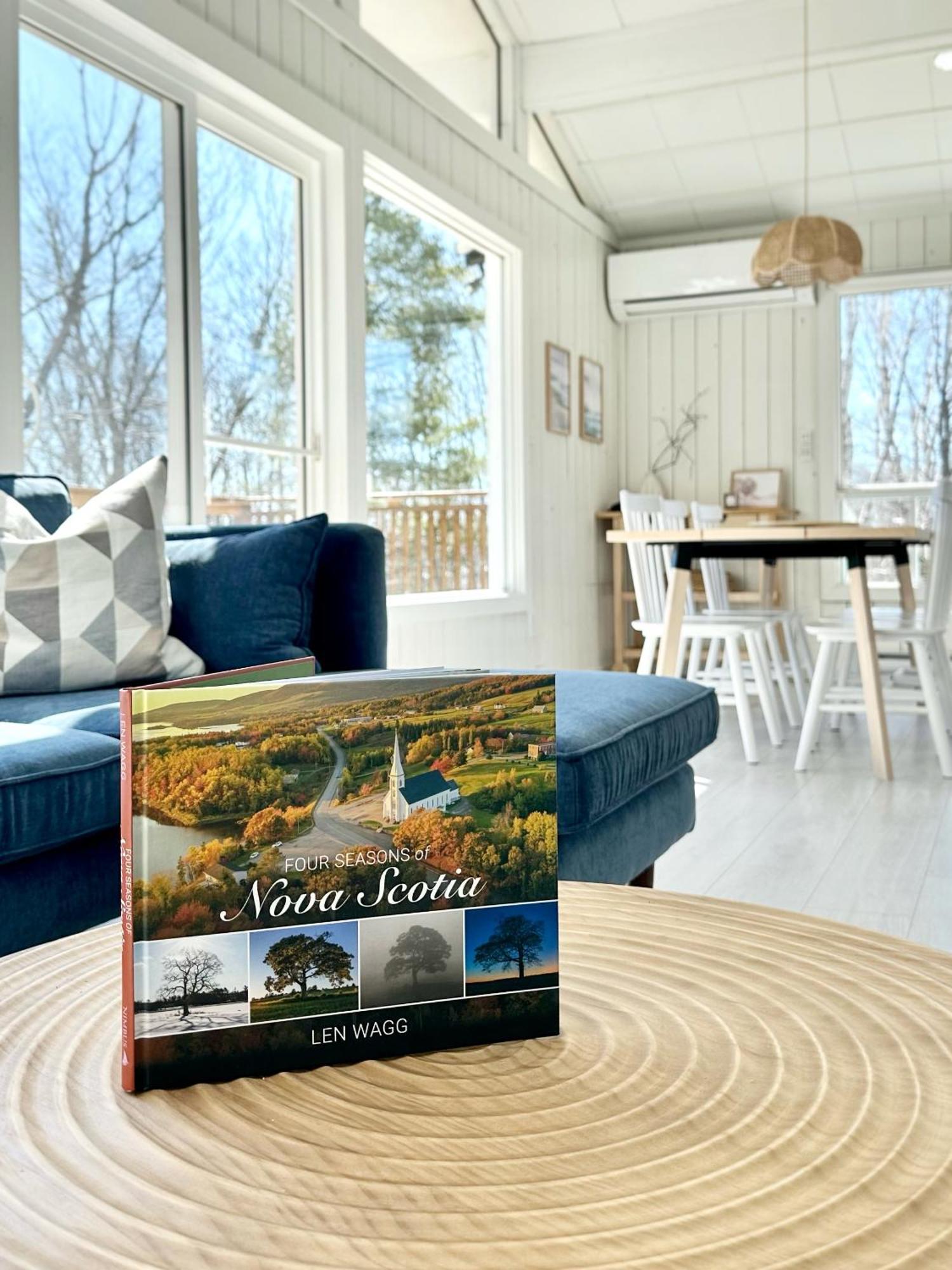 Blissful Oceanfront Cottage In Port Mouton 외부 사진